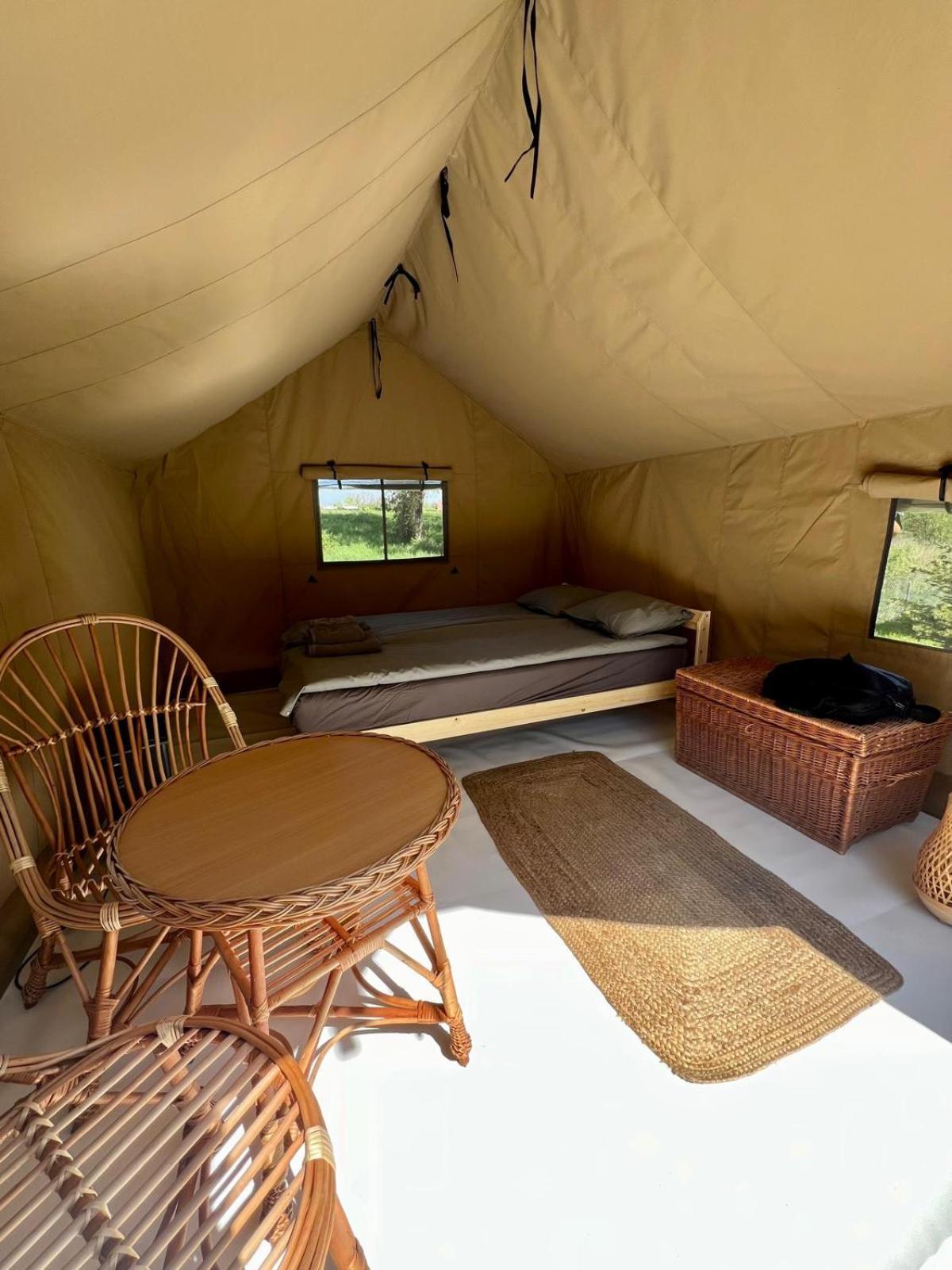Gulbity Camp Villa Buitenkant foto
